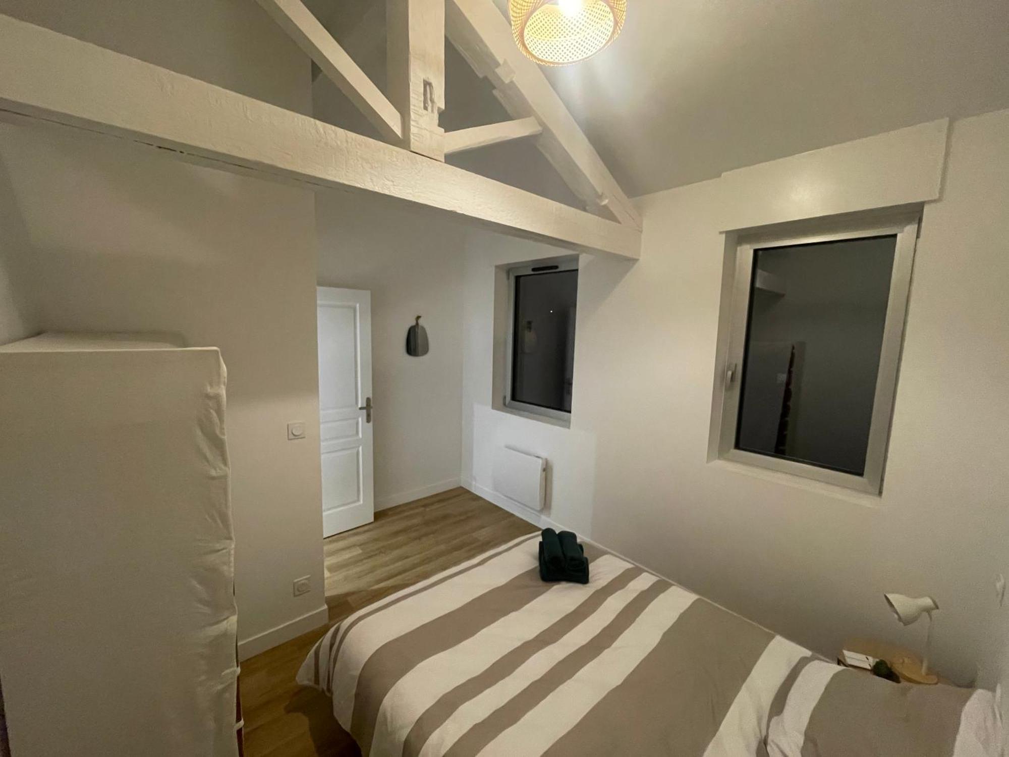 Elegante Echoppe Proche Du Centre Villa Talence Luaran gambar